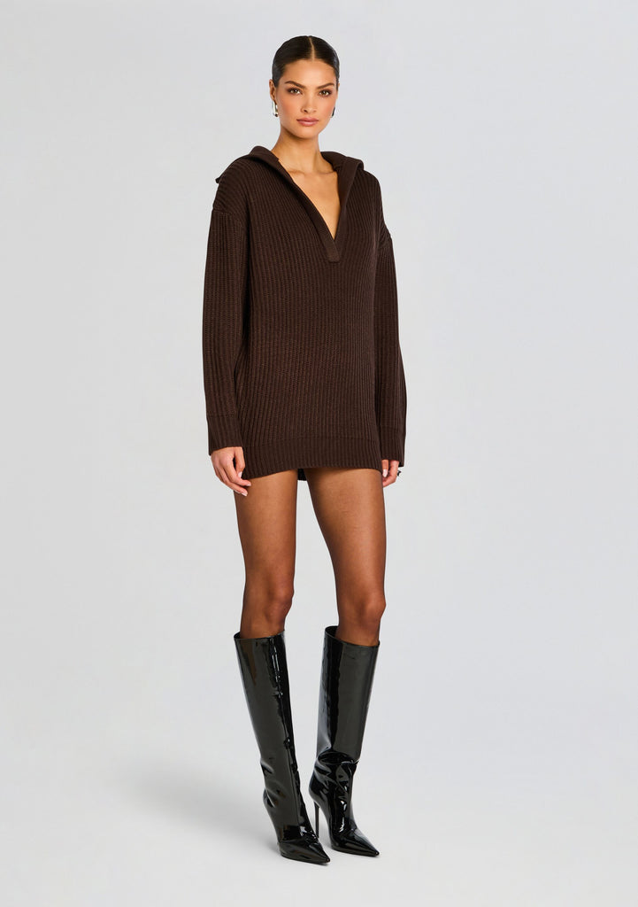 oversized brown sweater dress Shy Cut in a classic