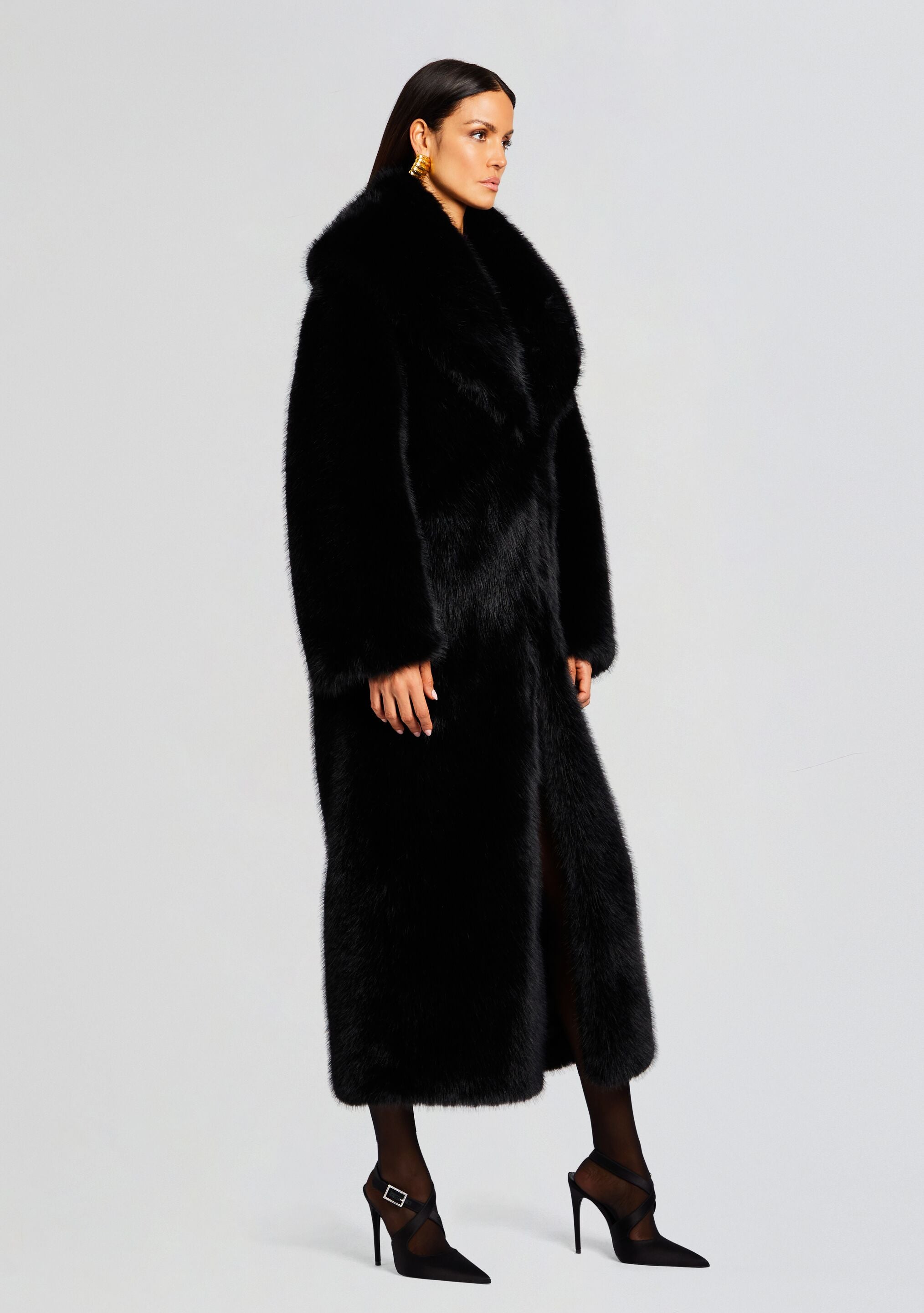 Faux fur hot sale coat long black