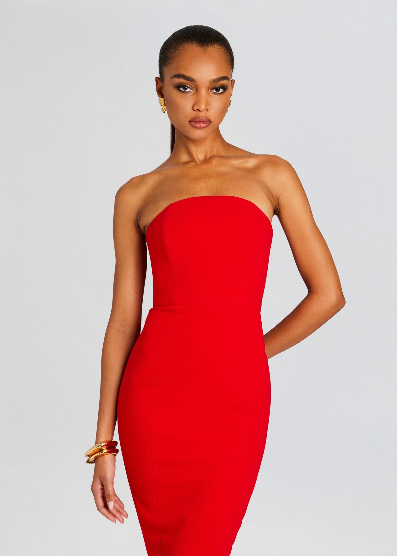 moon midi dress Moon River Solid Pleated Midi Dress (Contemporary) at Von Maur