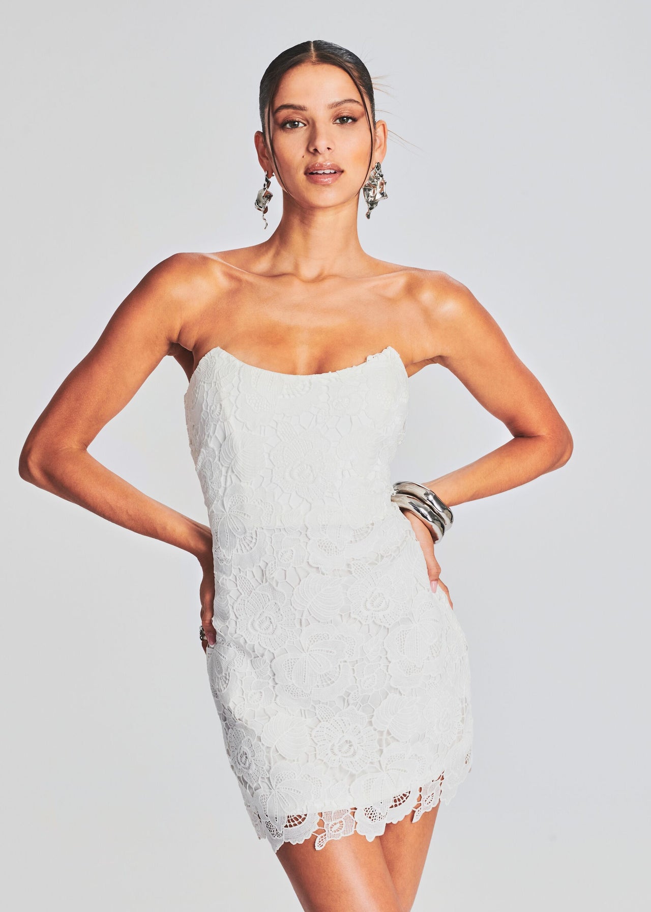 Eliza Lace Strapless Mini Dress – Retrofete