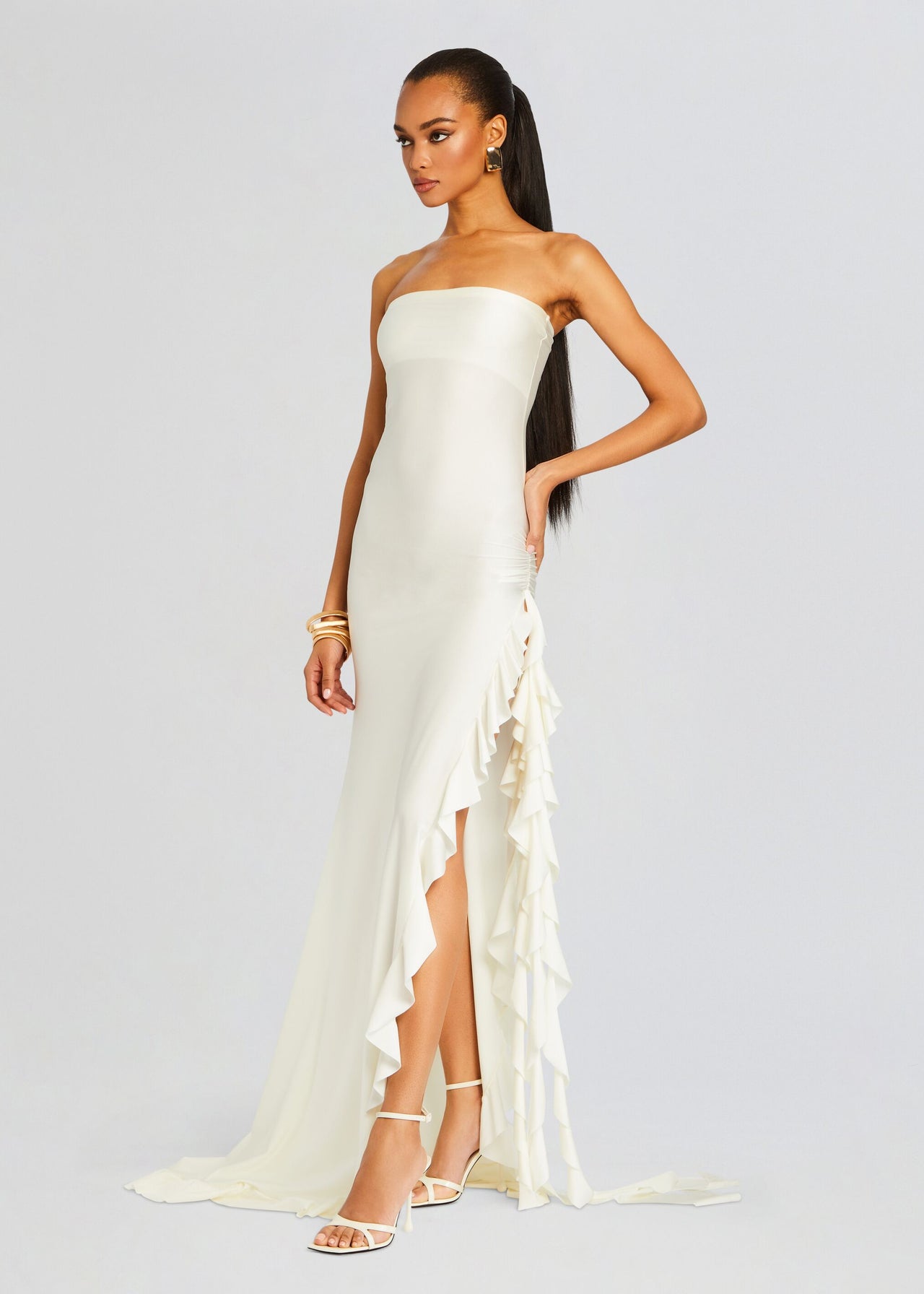 trumpet/mermaid spaghetti straps sleeveless lace court train wedding dresses Trumpet/Mermaid Spaghetti Straps Sleeveless Lace Court Train Wedding D –  Demodresses