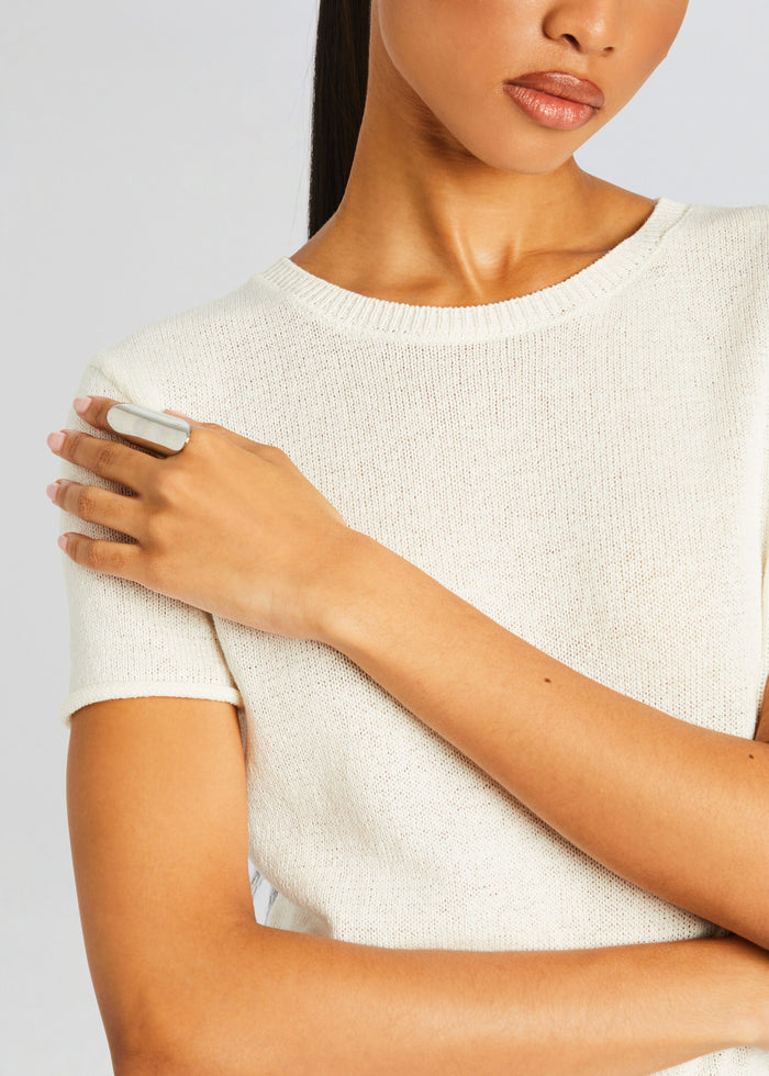 Oval Finger Ring