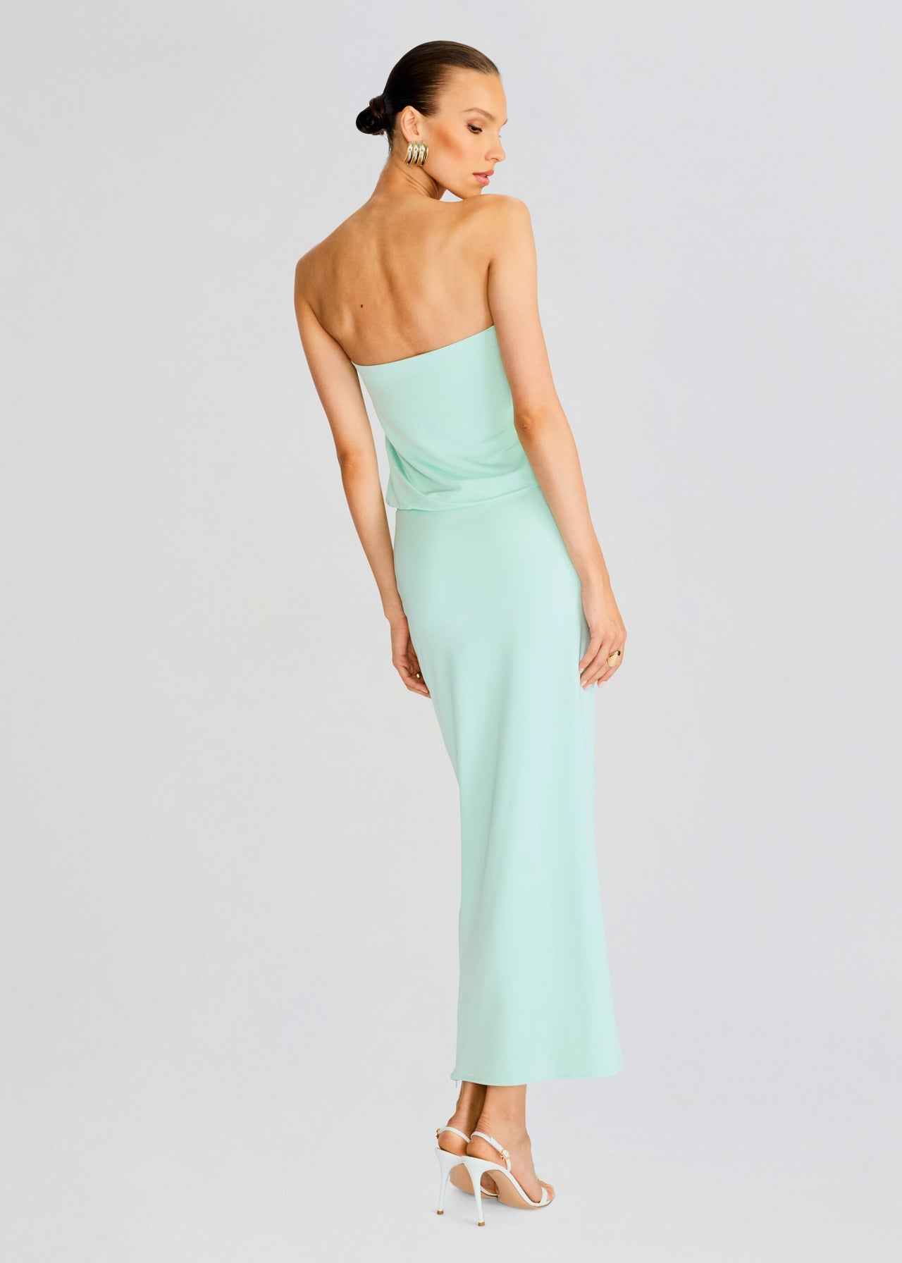 sea foam green dress Silk Lace Back Maxi This Beautiful Dress Is Made From High Quality Polyester Which Makes It Light Weight Zanna Dress - Seafoam, AU/UK