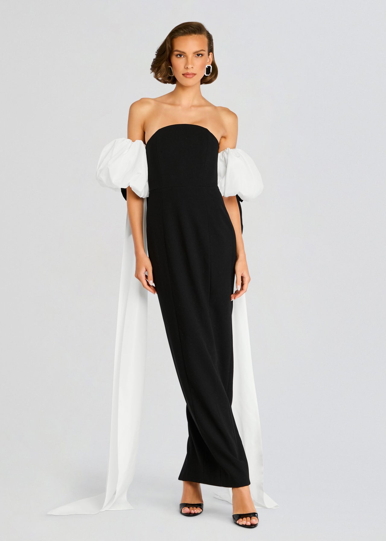 Half Moon Evening Dress with White Bowed Plumes – Retrofete