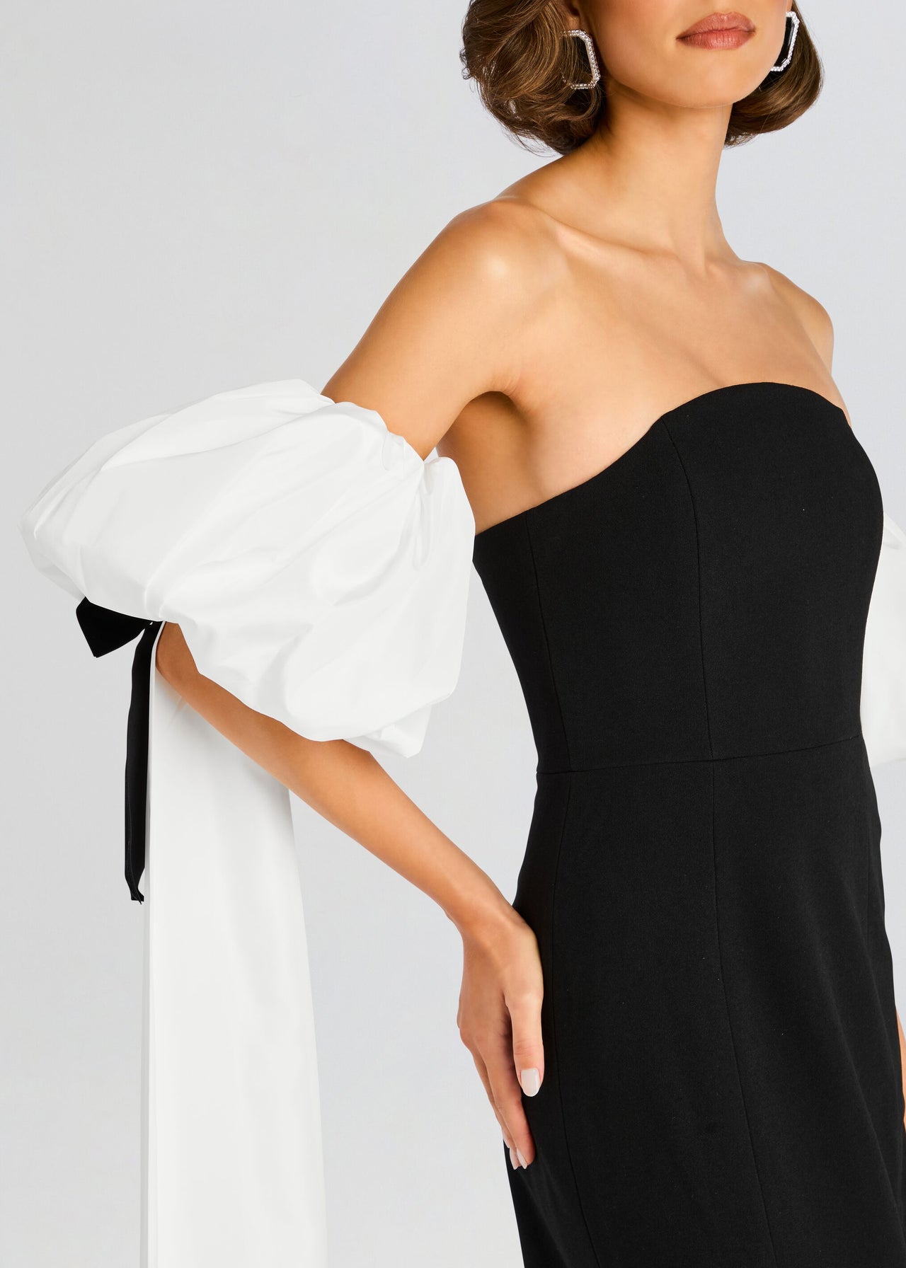 Half Moon Evening Dress with White Bowed Plumes Retrofete Half Moon Evening Dress with White Bowed Plumes Retrofete
