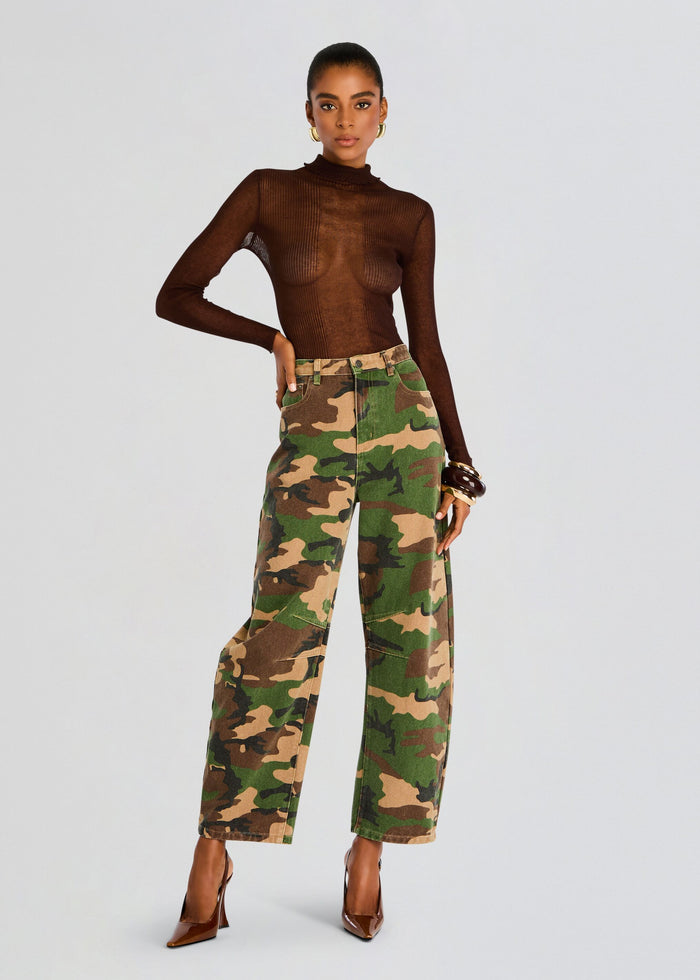 Marbel Mid Rise Barrel Jean