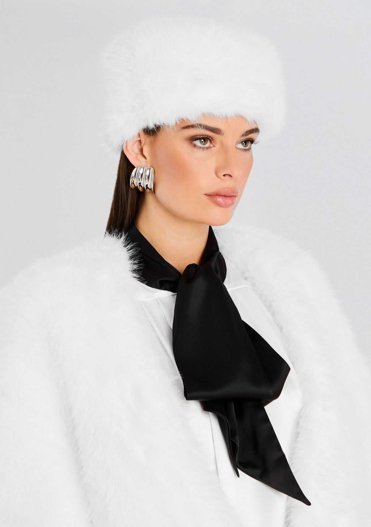 Contessa Faux Fur Hat – Retrofete display picture 2