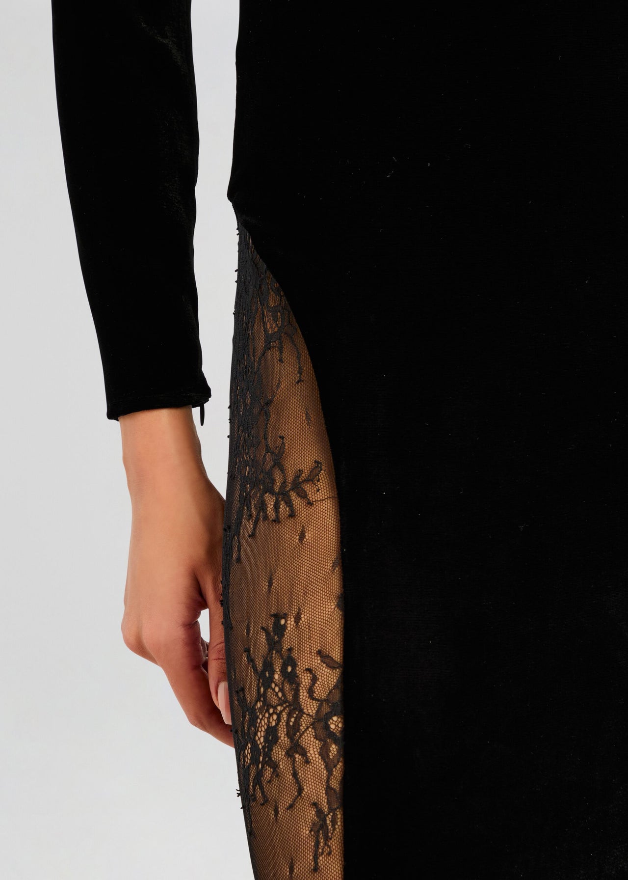 Amor Velvet Dress  Retrofete