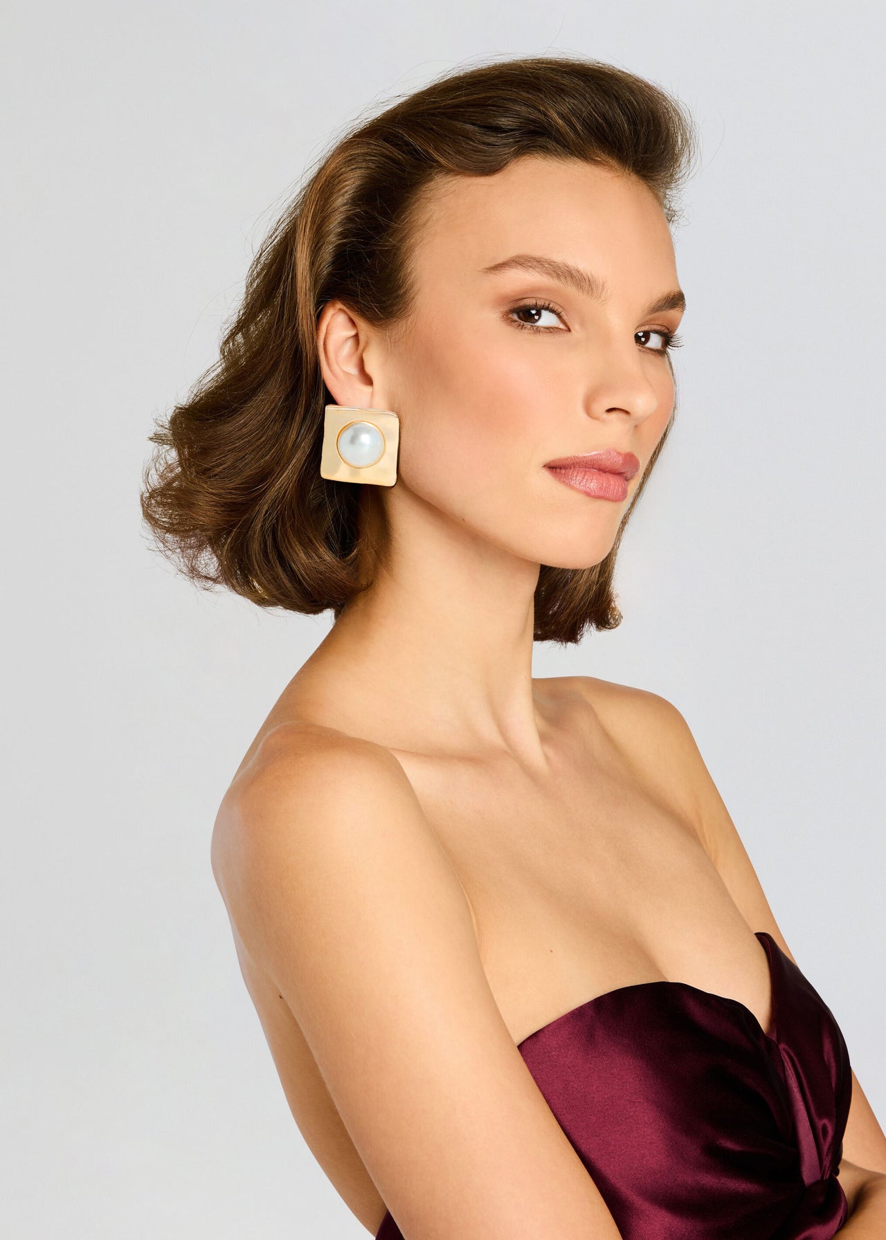 Nikki Pearl Earrings  Retrofete
