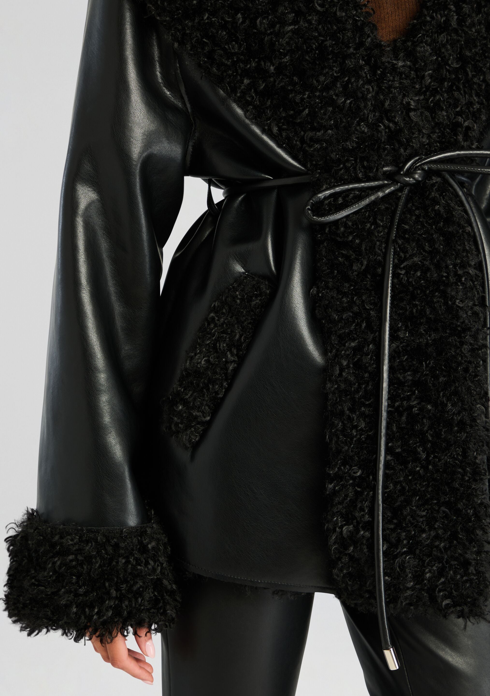 Roxanne Vegan Leather Coat – Retrofete