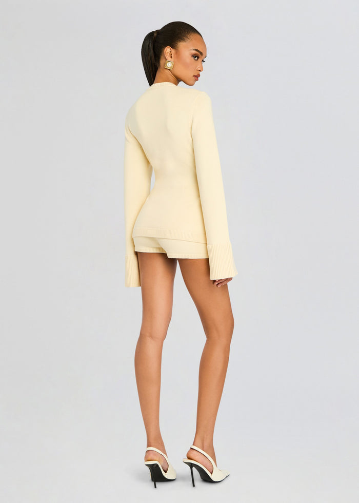 Messa Short