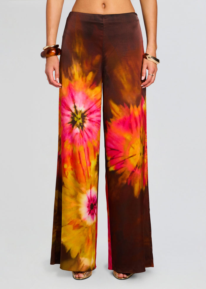 Sunny Pant media 1 of 5