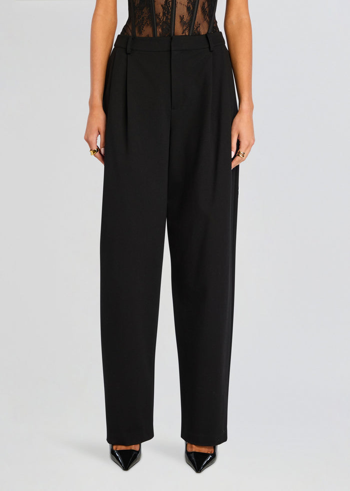 Sonya Pant media 1 of 5