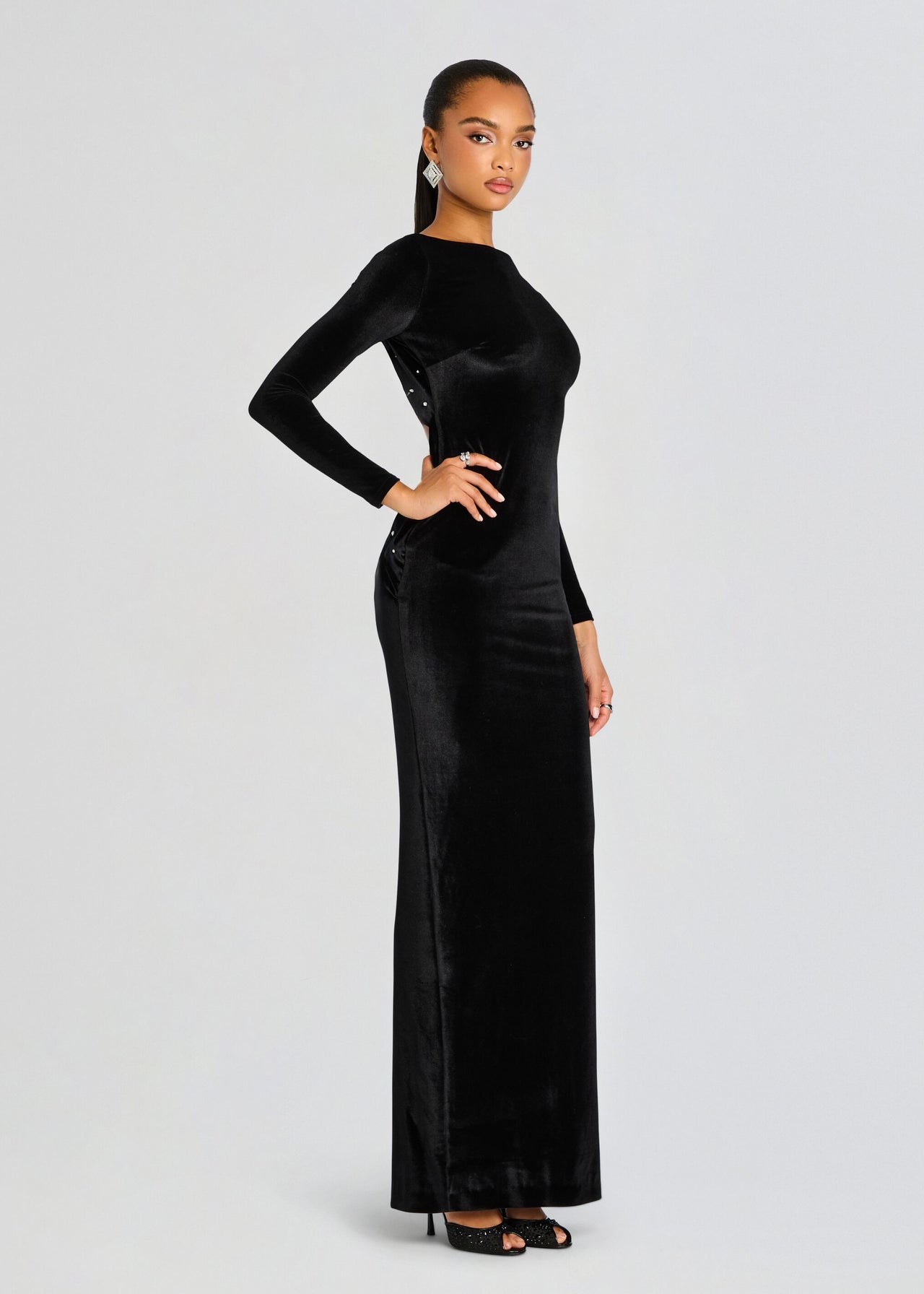 retrofete Taegan Velvet Dress in Black