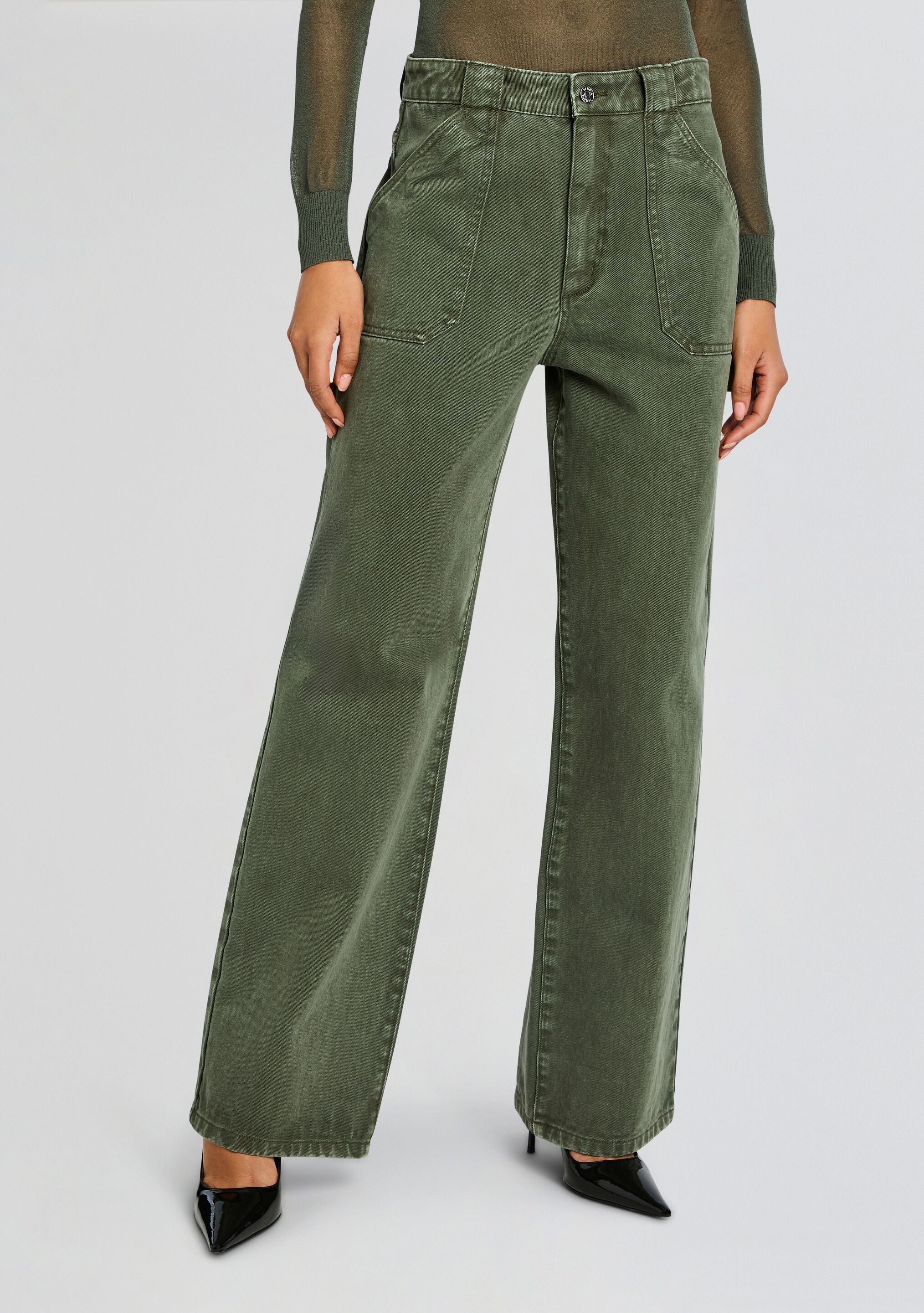 Ecommerce_Crop-25-11-
