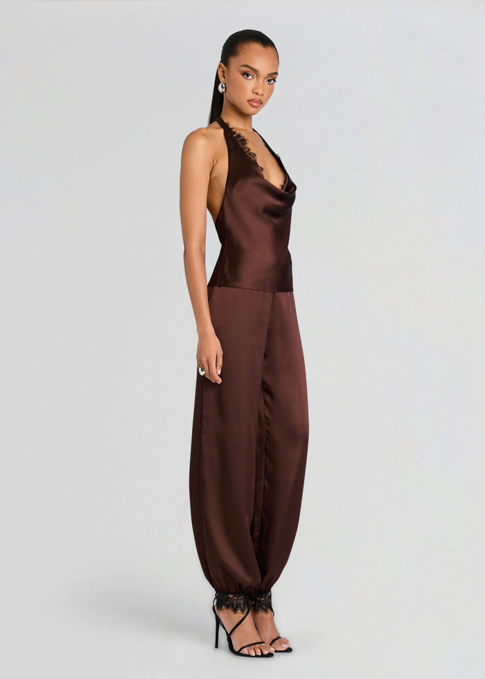 Priya Pant media 4 of 5