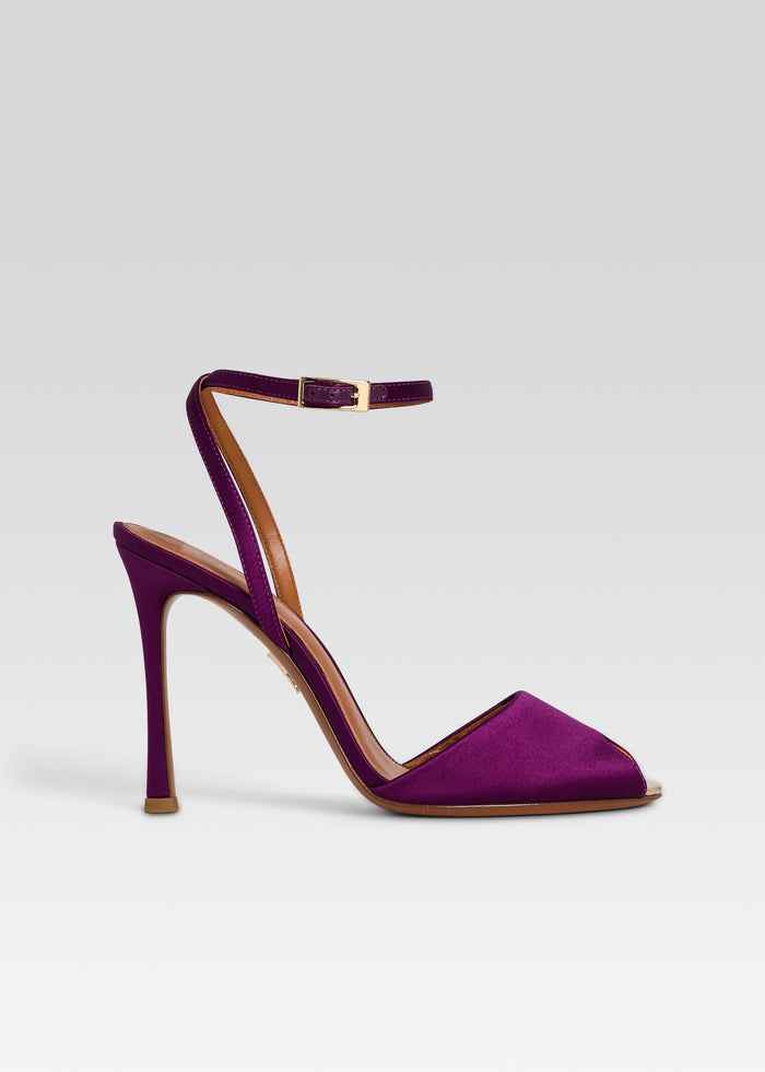 Ambrosia Sandal media 1 of 5