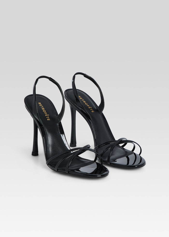 Anabel Sandal media 4 of 5