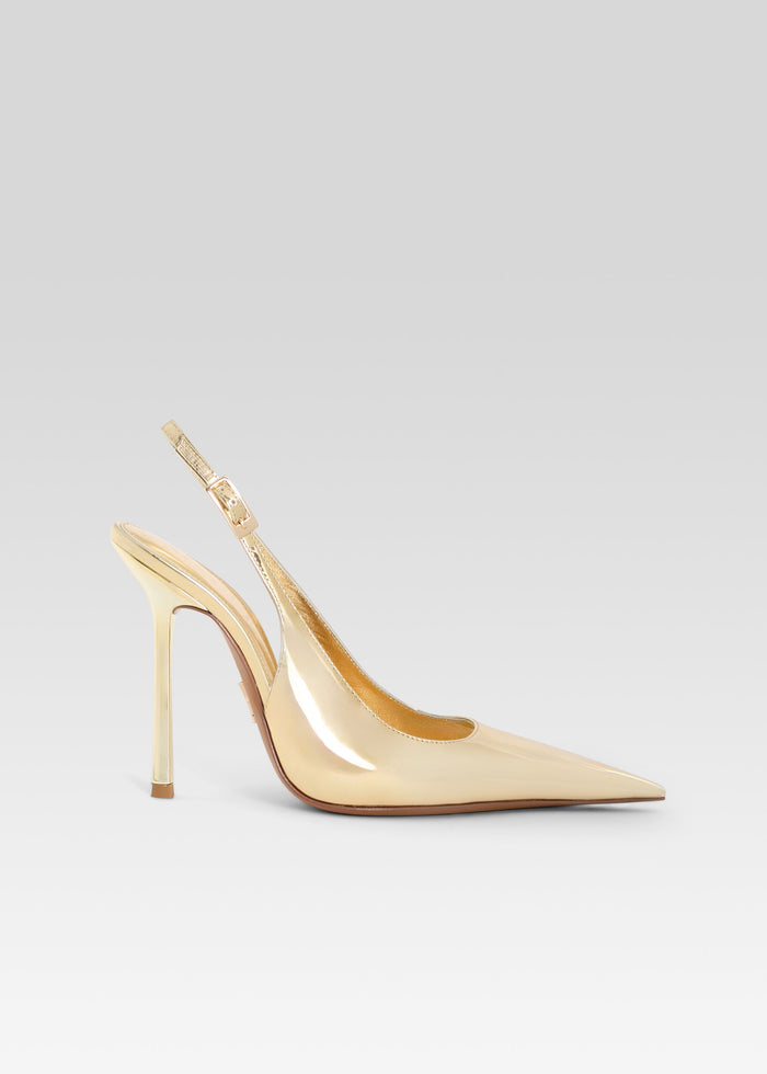 Carrie Slingback media 1 of 4