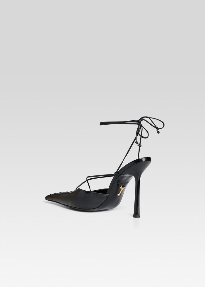 Cornelia Heel media 5 of 5