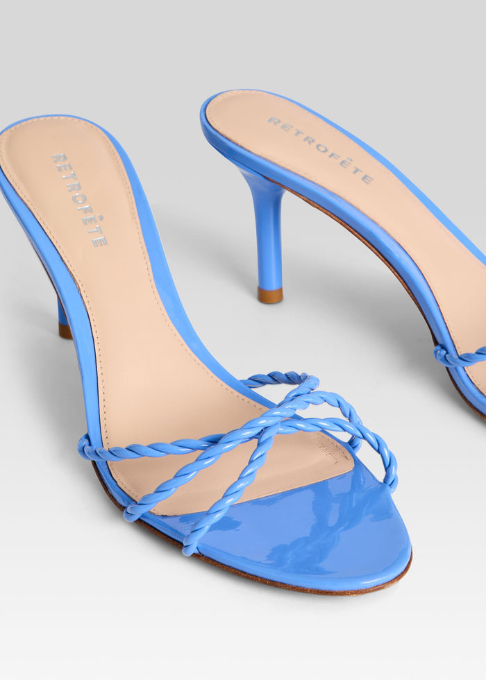 Karolina Sandal media 3 of 5