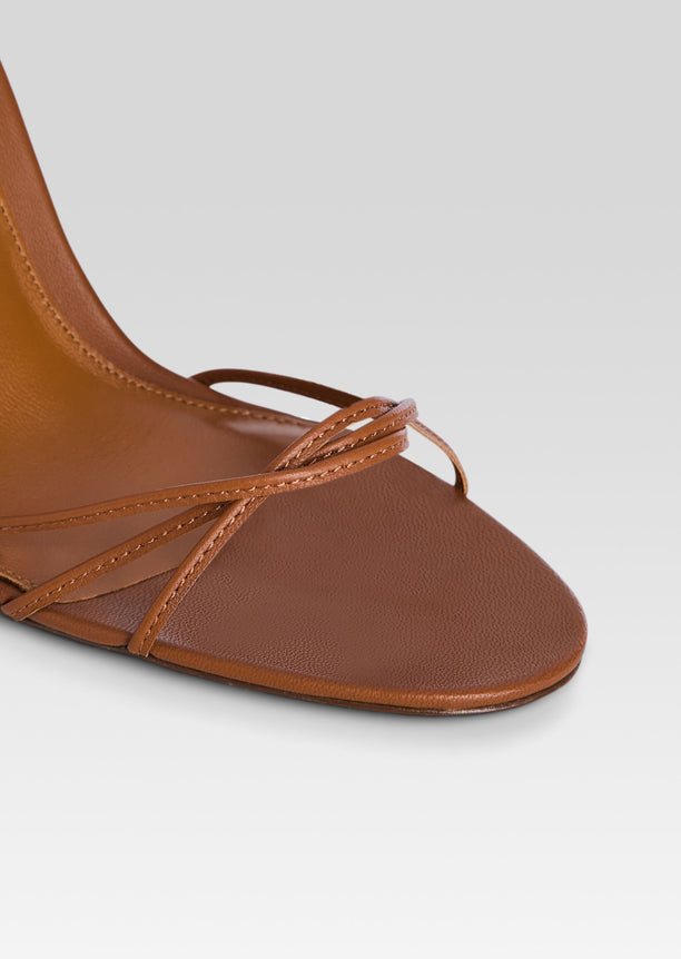 Tan leather Lucia Sandal close-up of the toe area with thin crossing straps