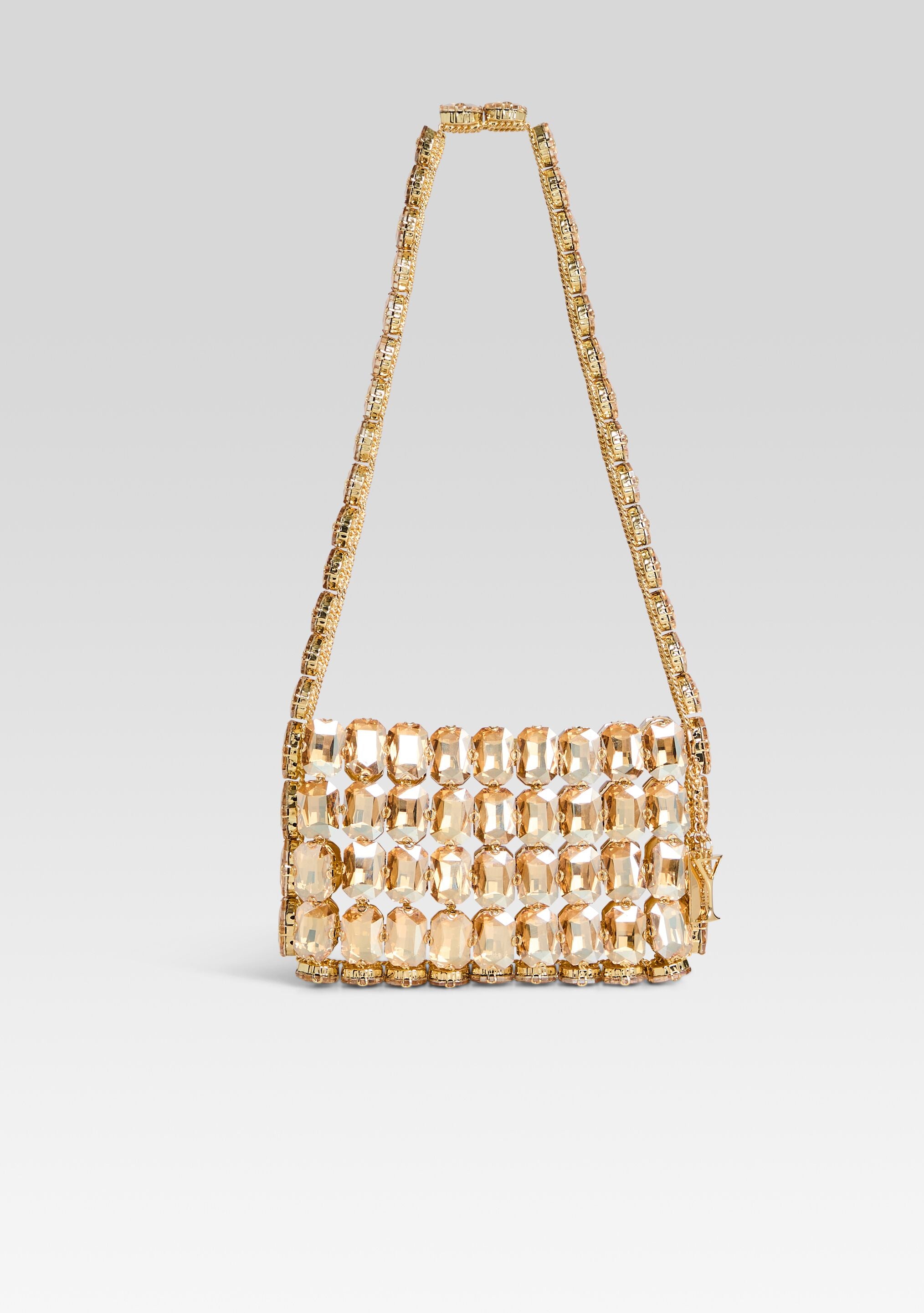 Ecommerce_Crop-