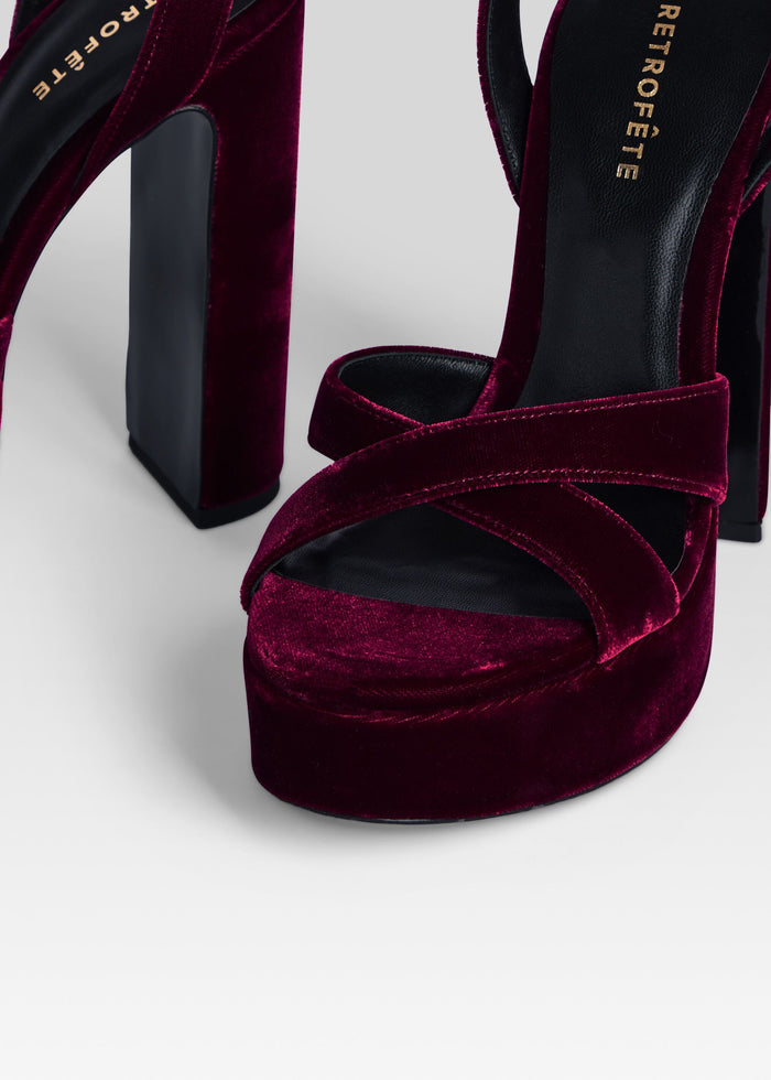 Melodia Platform Sandal media 2 of 4