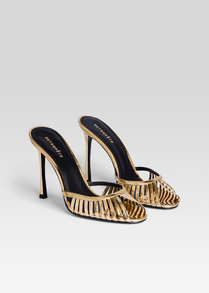 Allistair Sandal media 4 of 5
