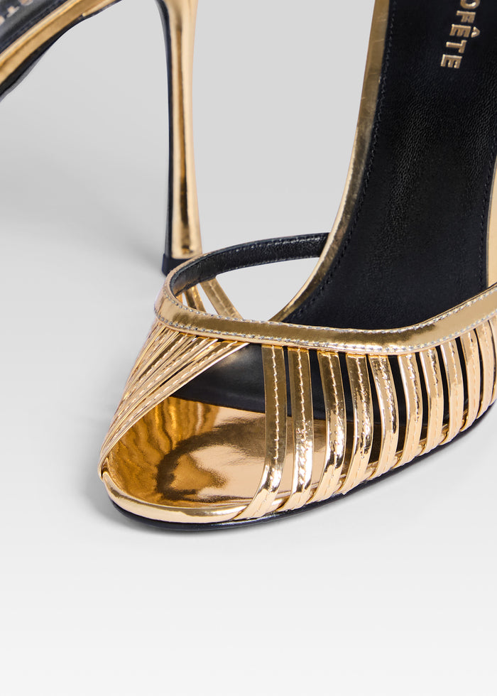Allistair Sandal media 3 of 5
