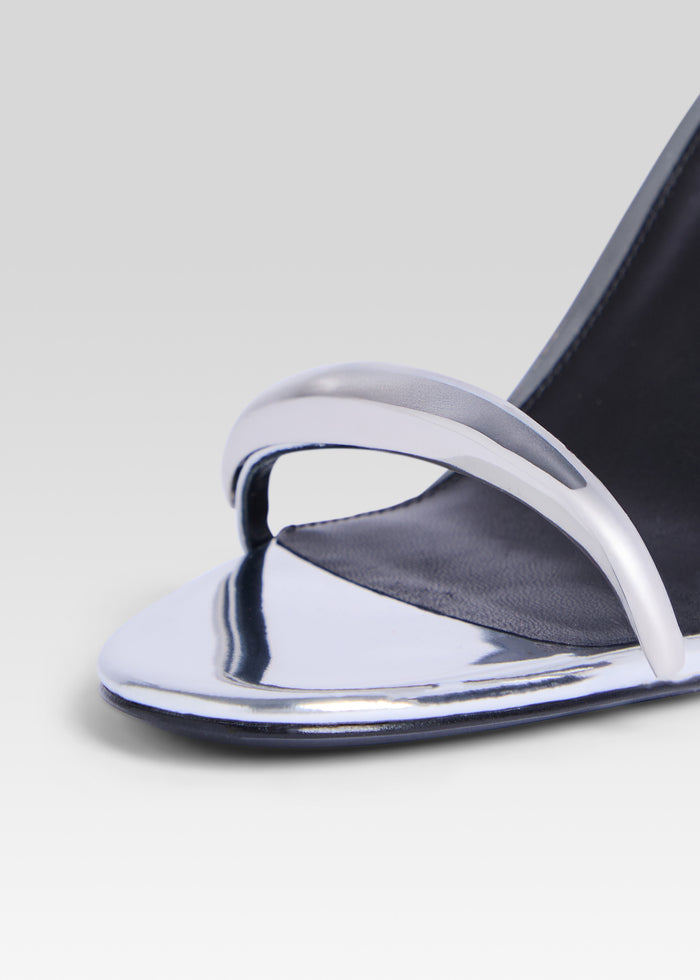 Fawny Sandal media 2 of 4