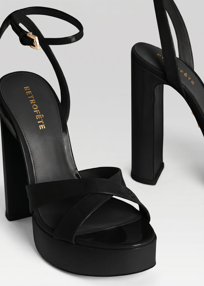 Melodia Platform Sandal media 3 of 5