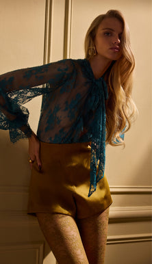 Lace Forward