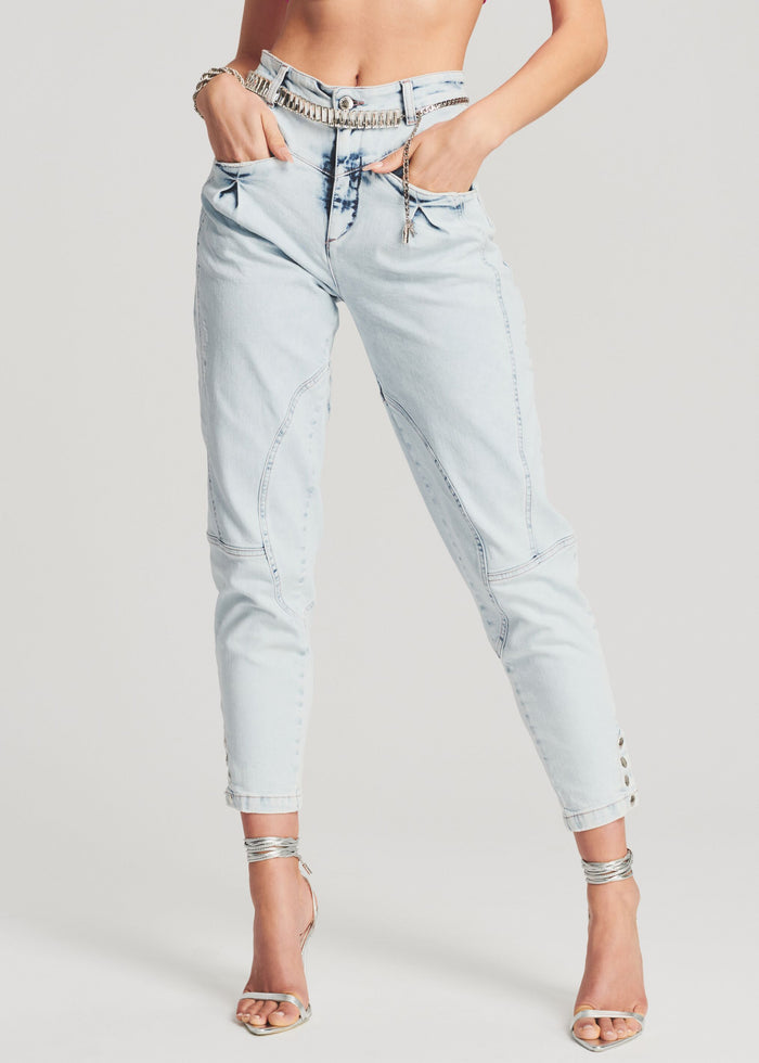 Kristie Pant - Retrofete
