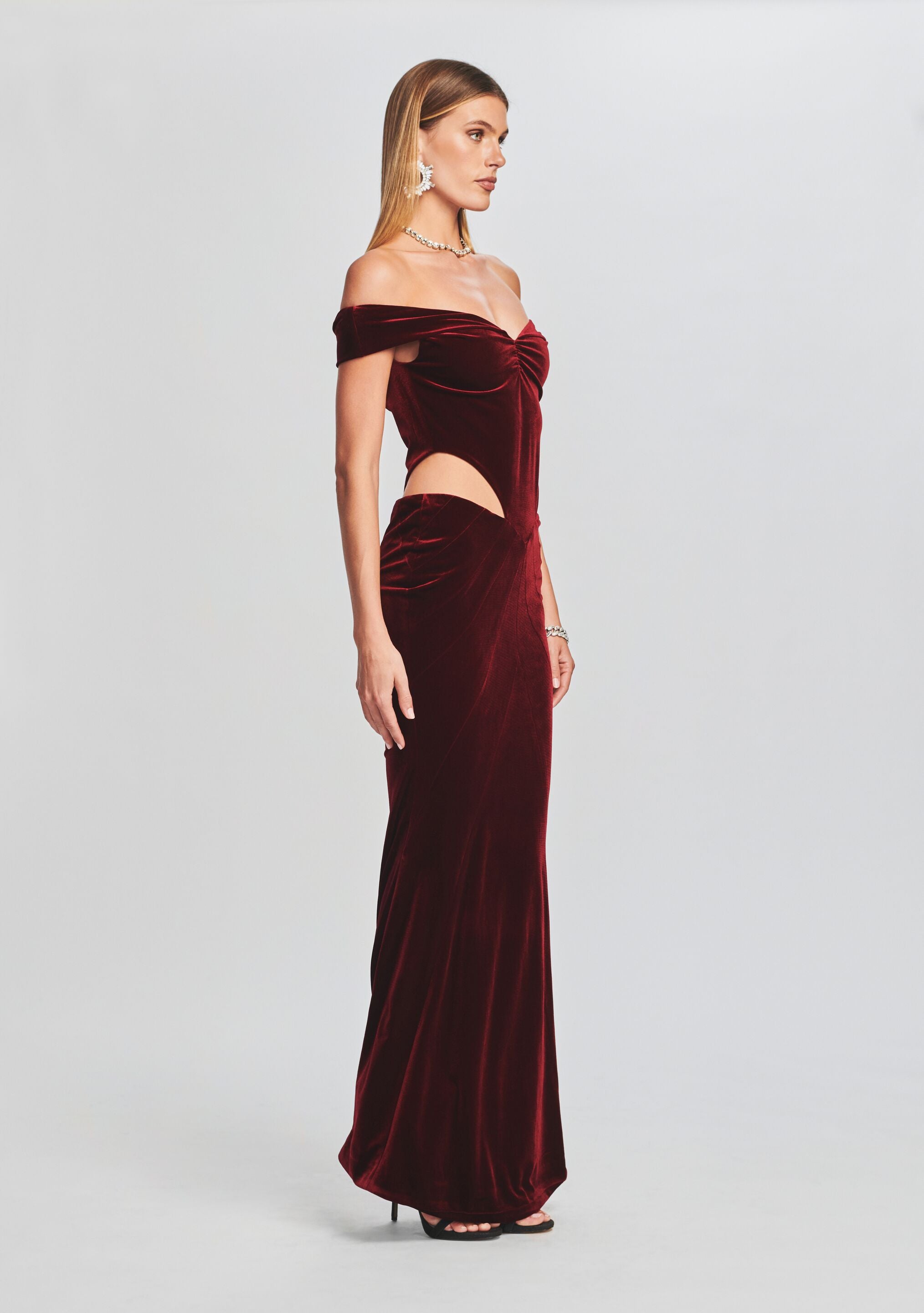 Giada Velvet Dress – Retrofete