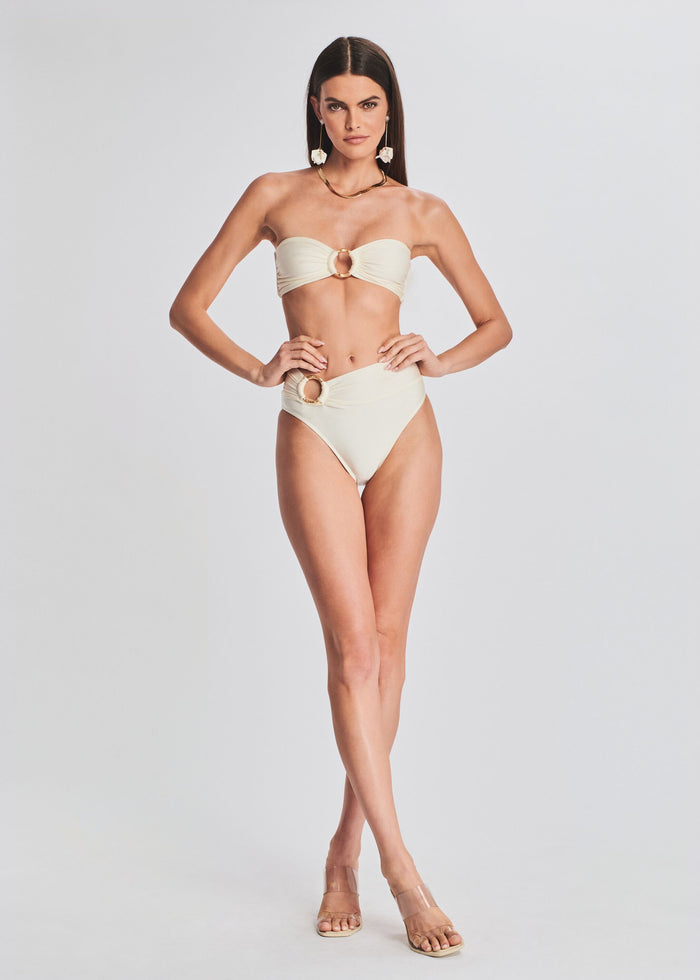Liri Bikini Bottom