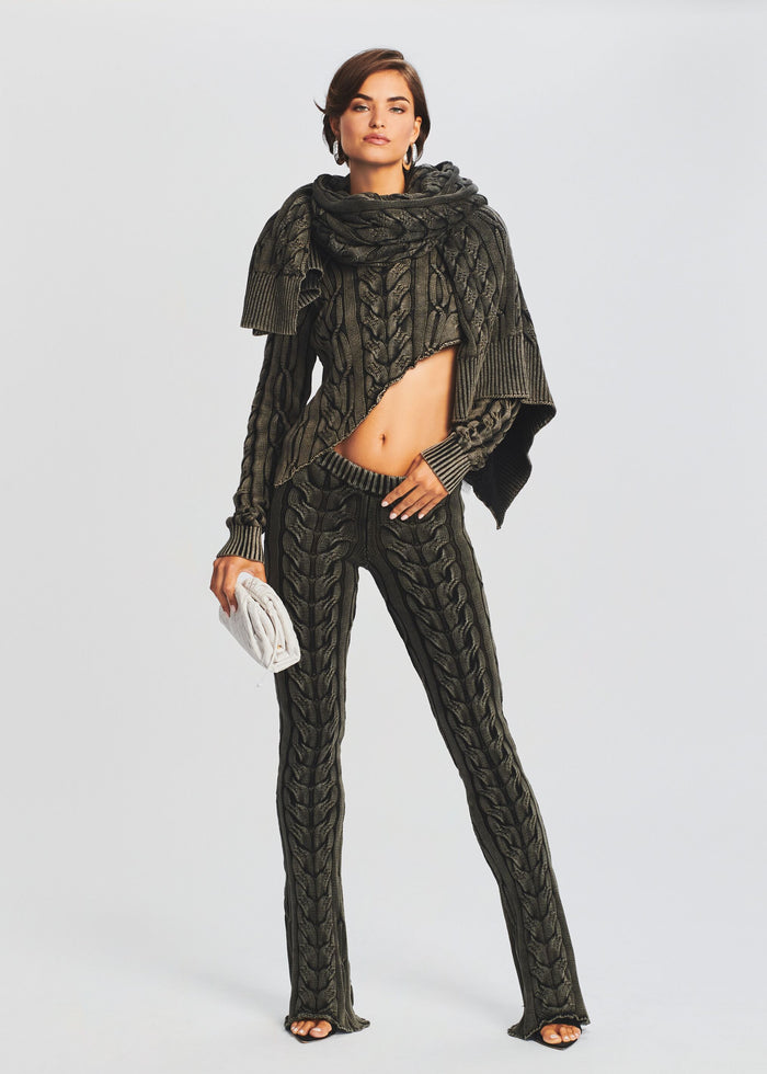 Blanket Cable Knit Scarf